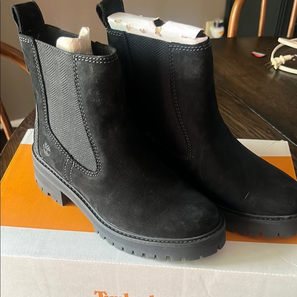 Timberland Black Ankle Boots for Women - Picture 1 of 5